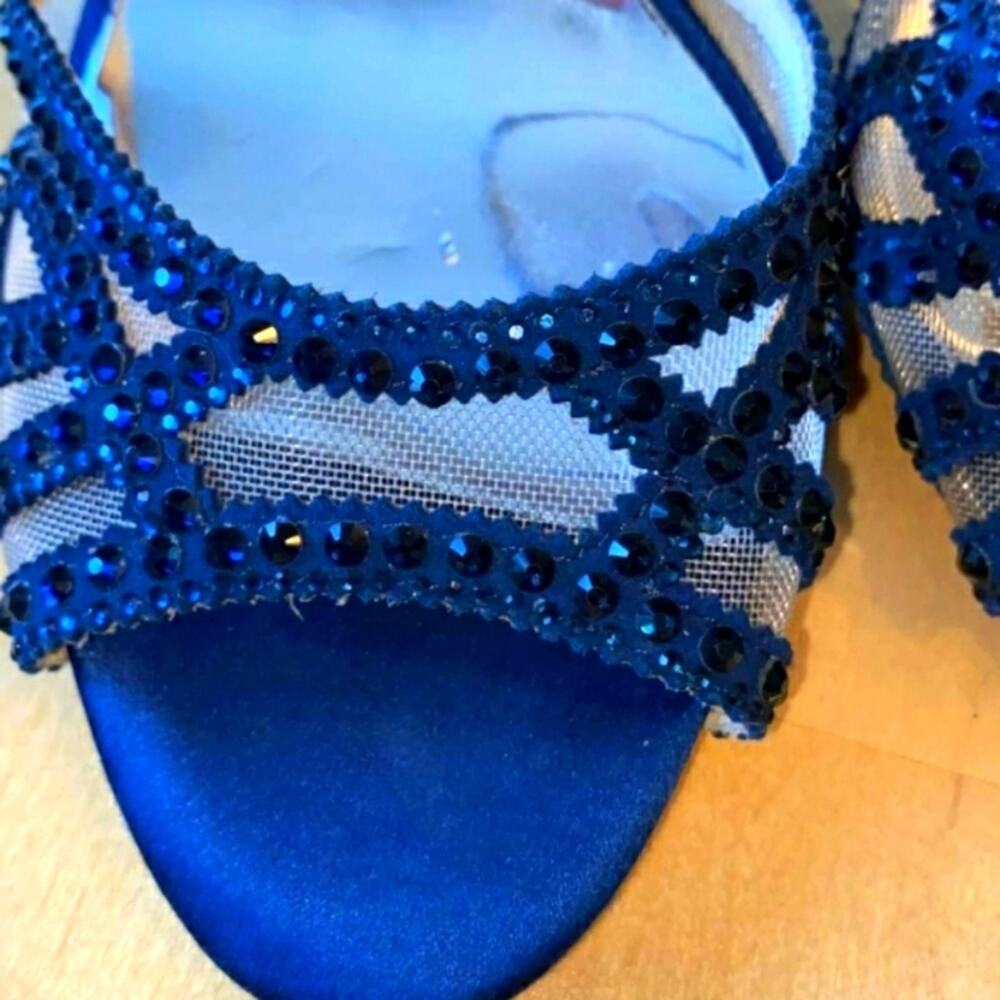 Badgley Mischka Tansy Ankle-Strap Evening Sandals - Picture 7 of 11